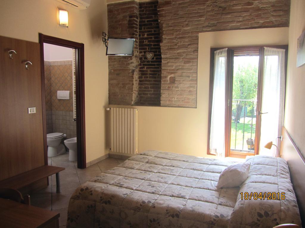 Agriturismo Ravaglia Grande Castel Guelfo Di Bologna Esterno foto
